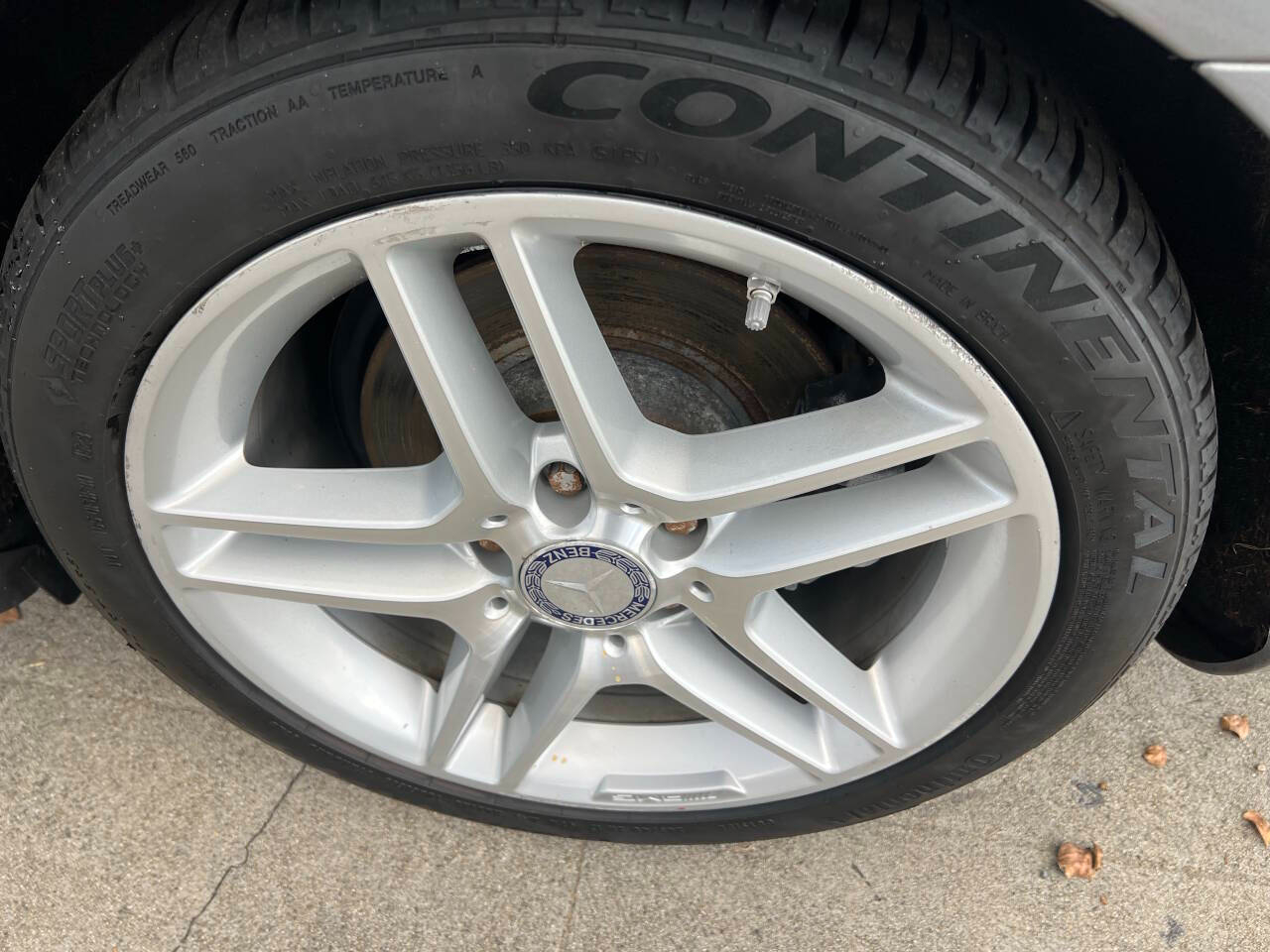 Mercedes-Benz C-Class C300 4MATIC Luxury Sedan 2012