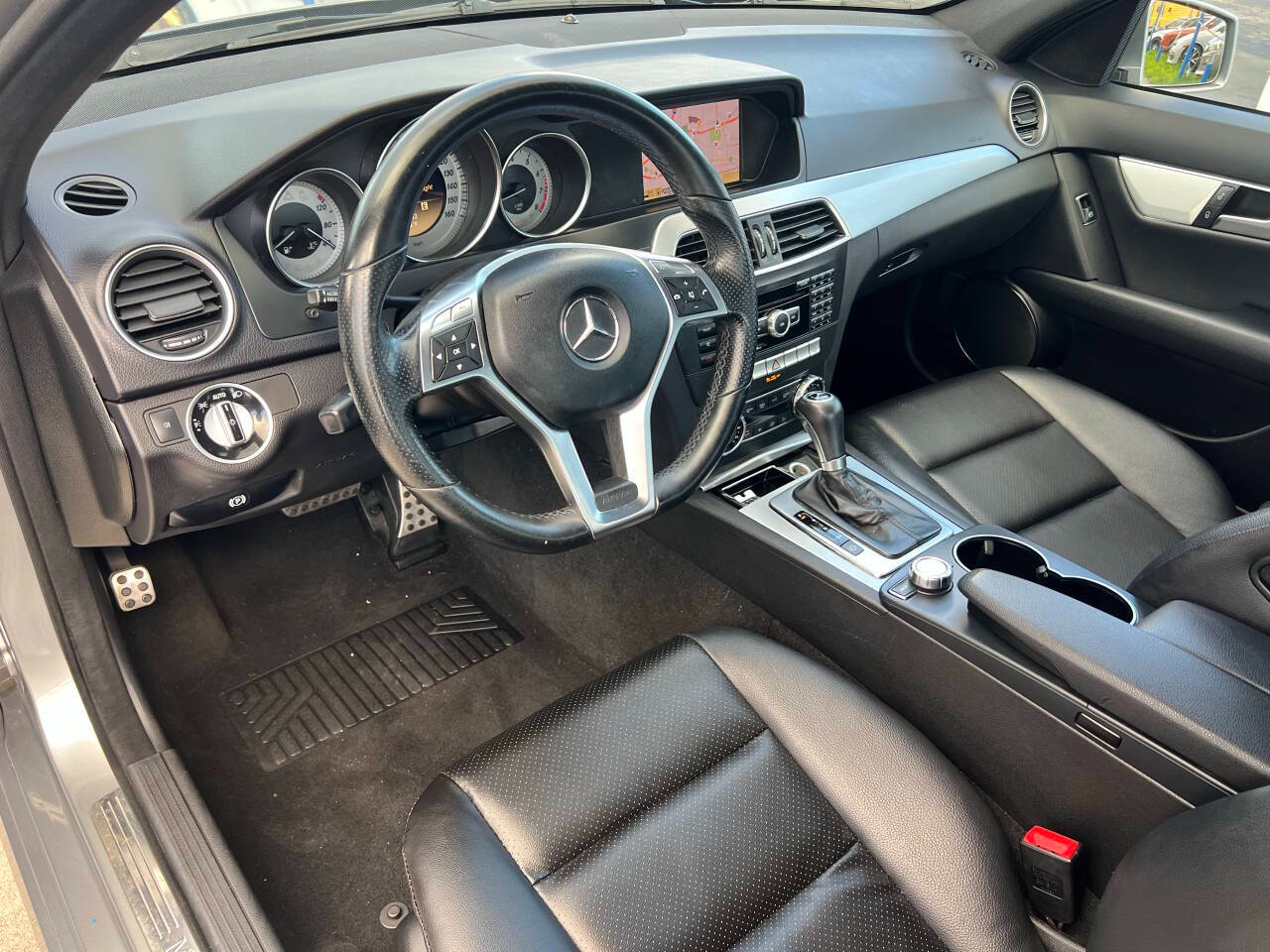 Mercedes-Benz C-Class C300 4MATIC Luxury Sedan 2012