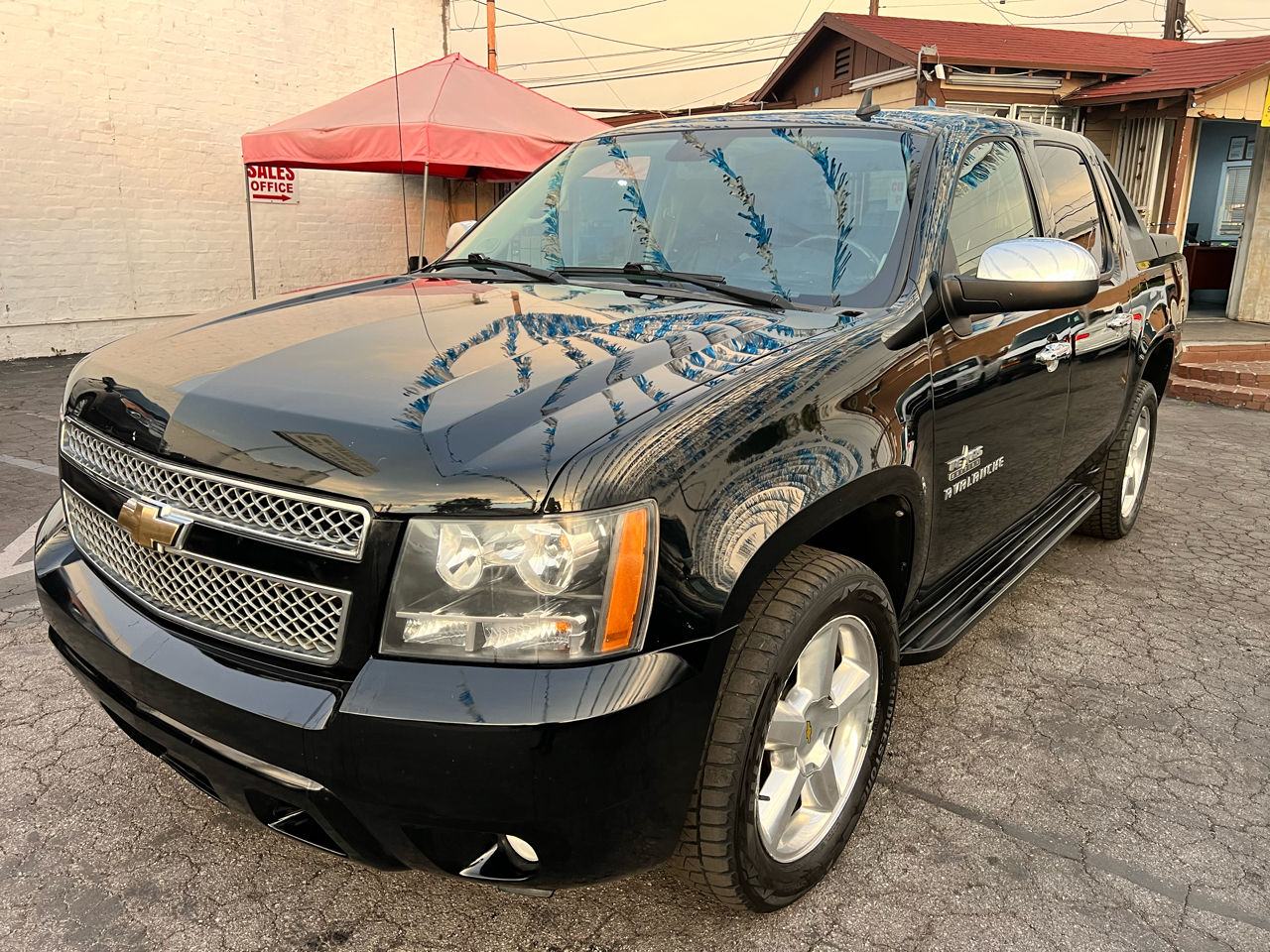 Chevrolet Avalanche LT 2WD 2010
