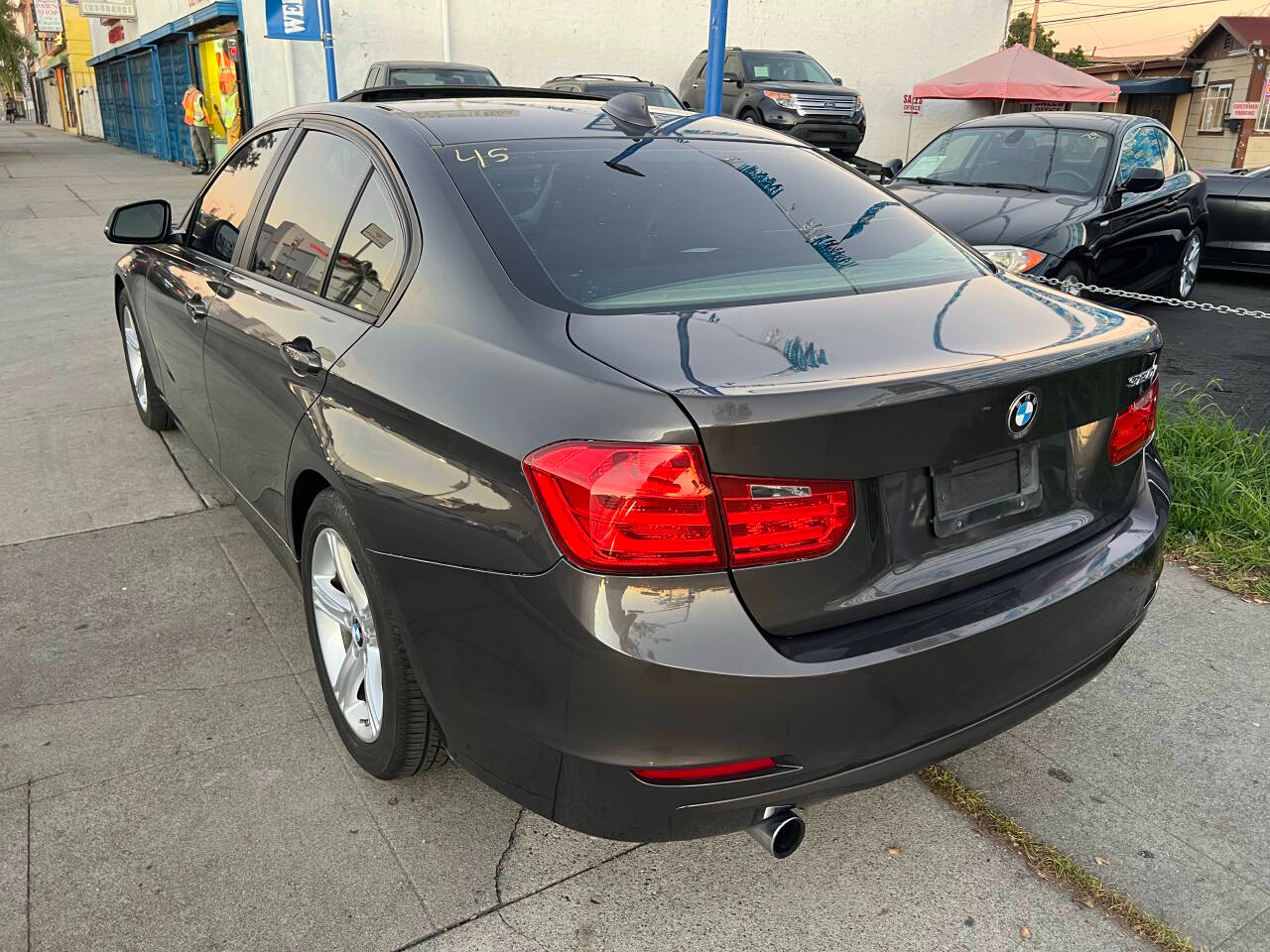 BMW 3-Series 320i Sedan 2014