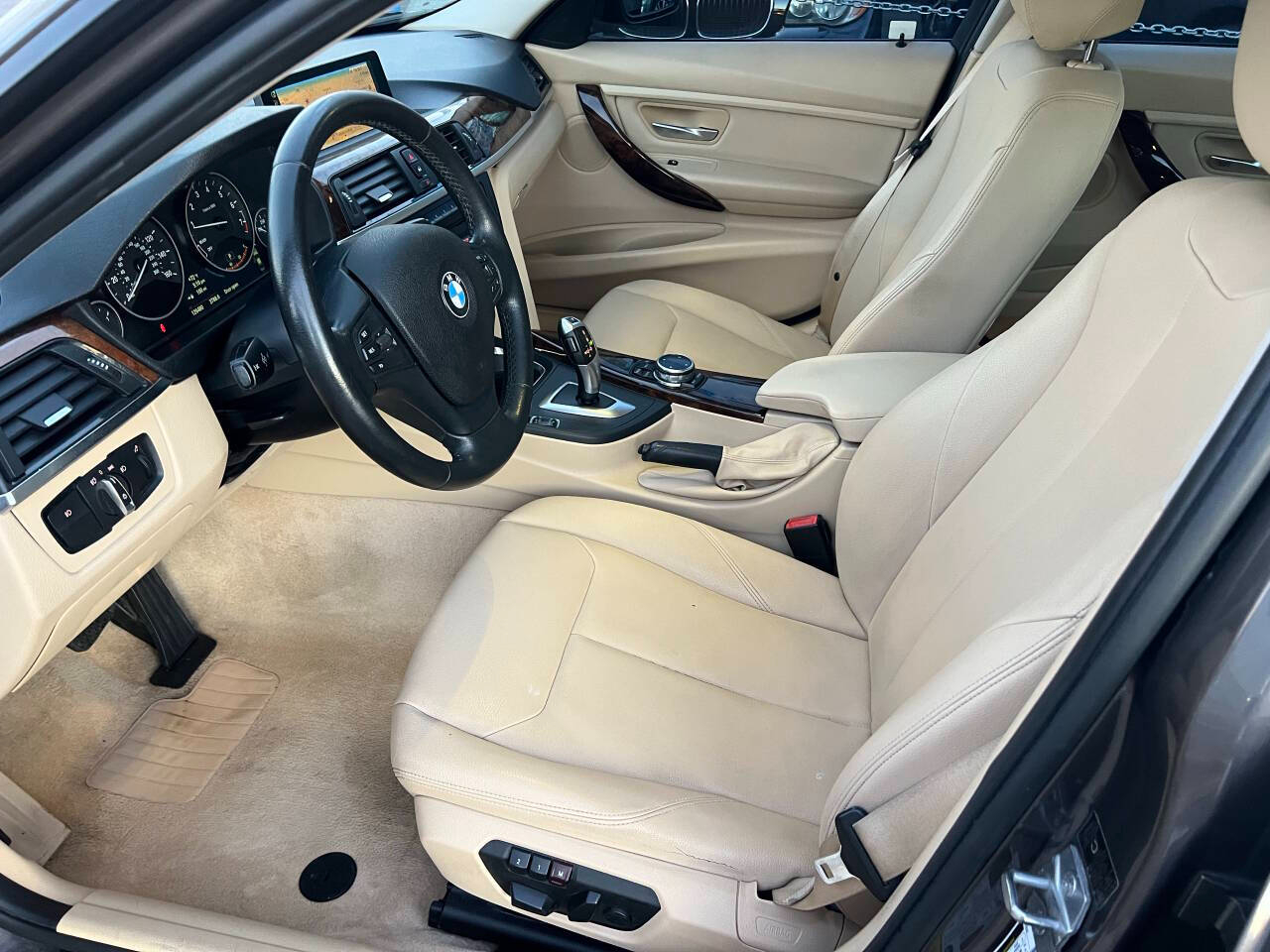 BMW 3-Series 320i Sedan 2014