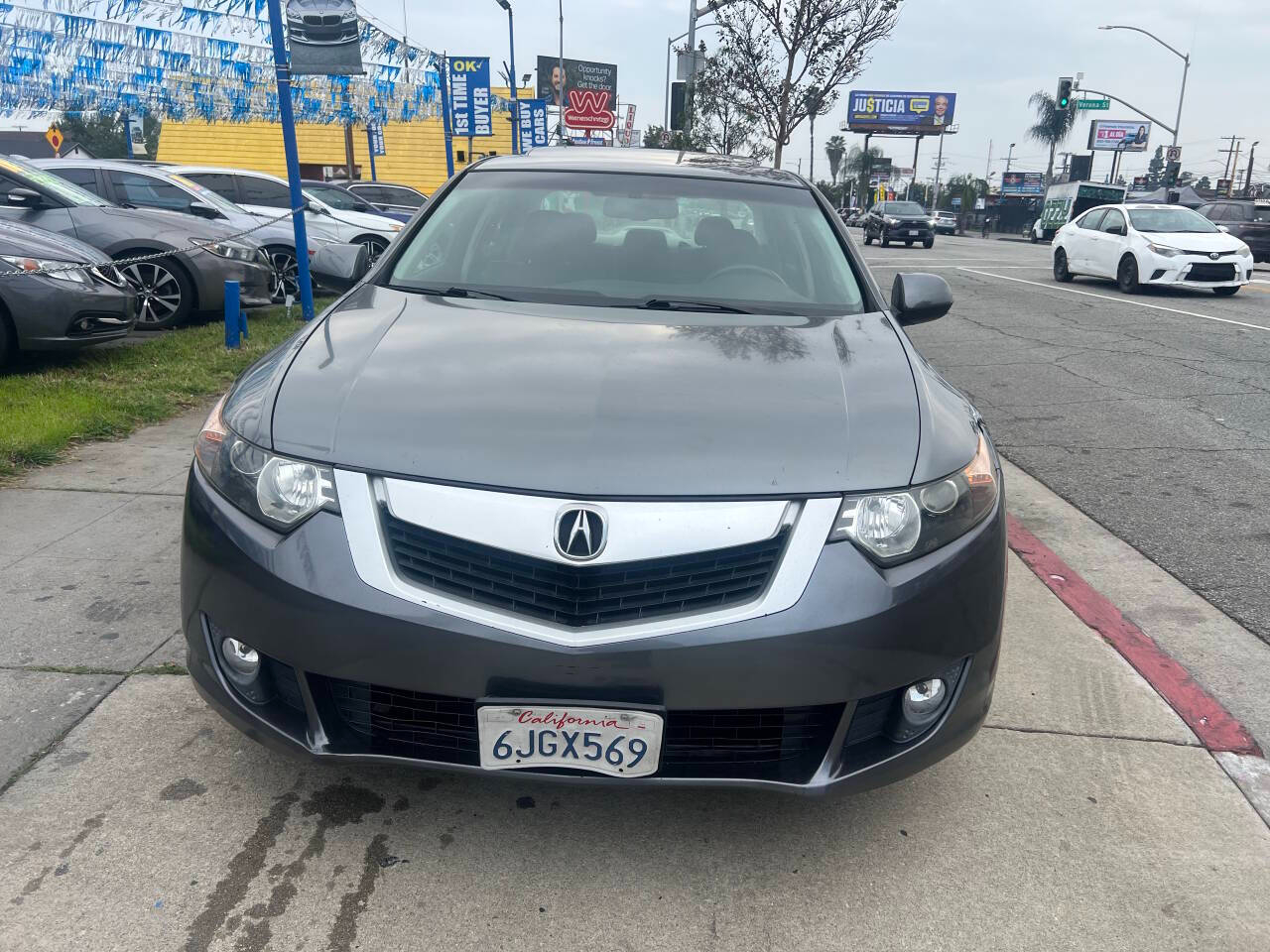 Acura TSX 5-Speed AT with Tech Package 2009
