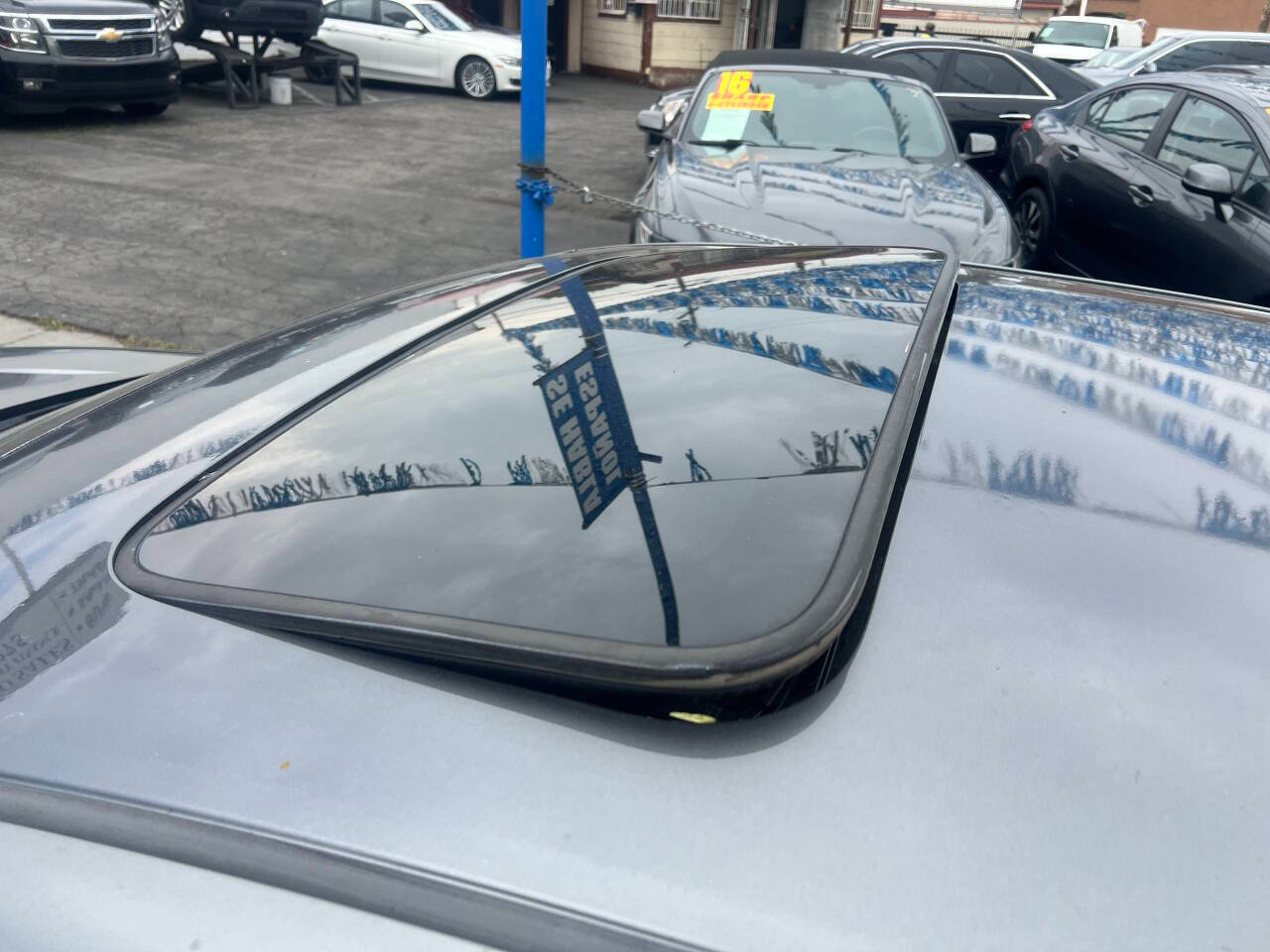 Acura TSX 5-Speed AT with Tech Package 2009