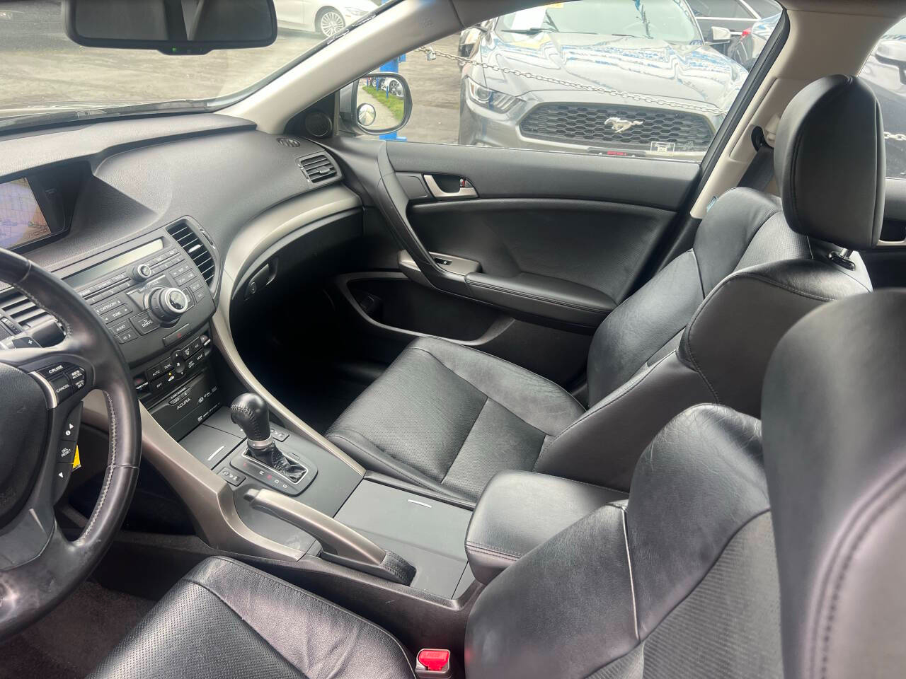 Acura TSX 5-Speed AT with Tech Package 2009