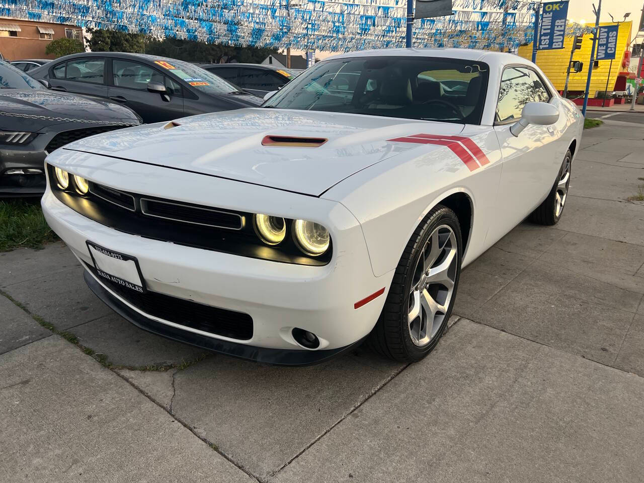 Dodge Challenger SXT Plus 2015