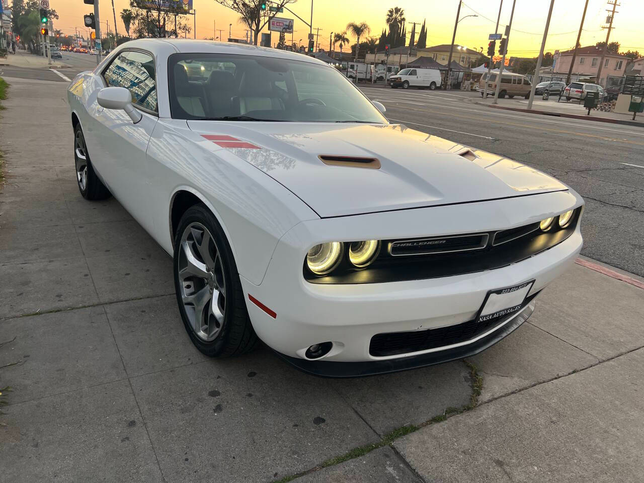 Dodge Challenger SXT Plus 2015