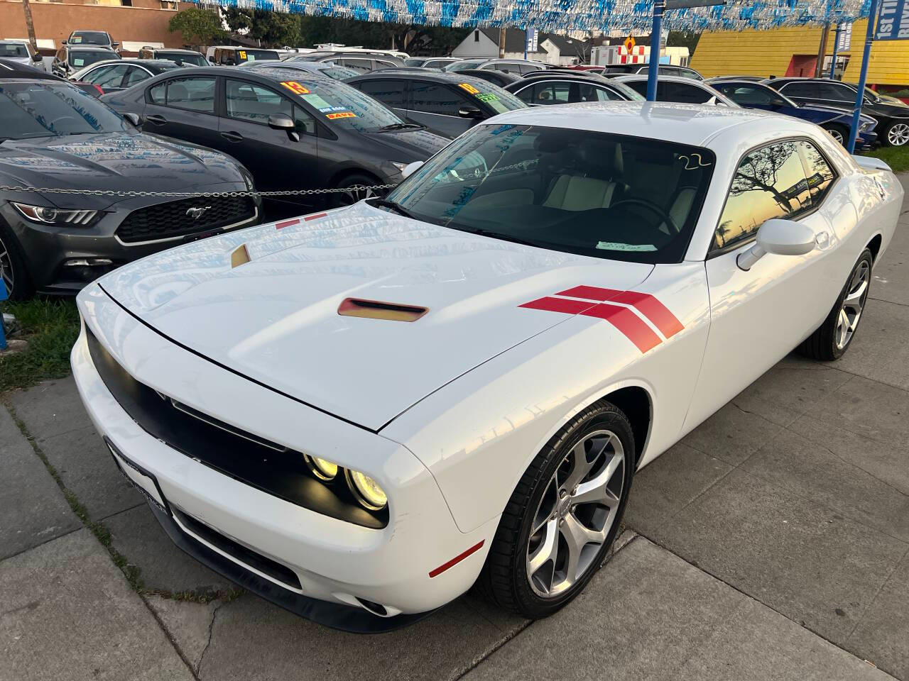 Dodge Challenger SXT Plus 2015