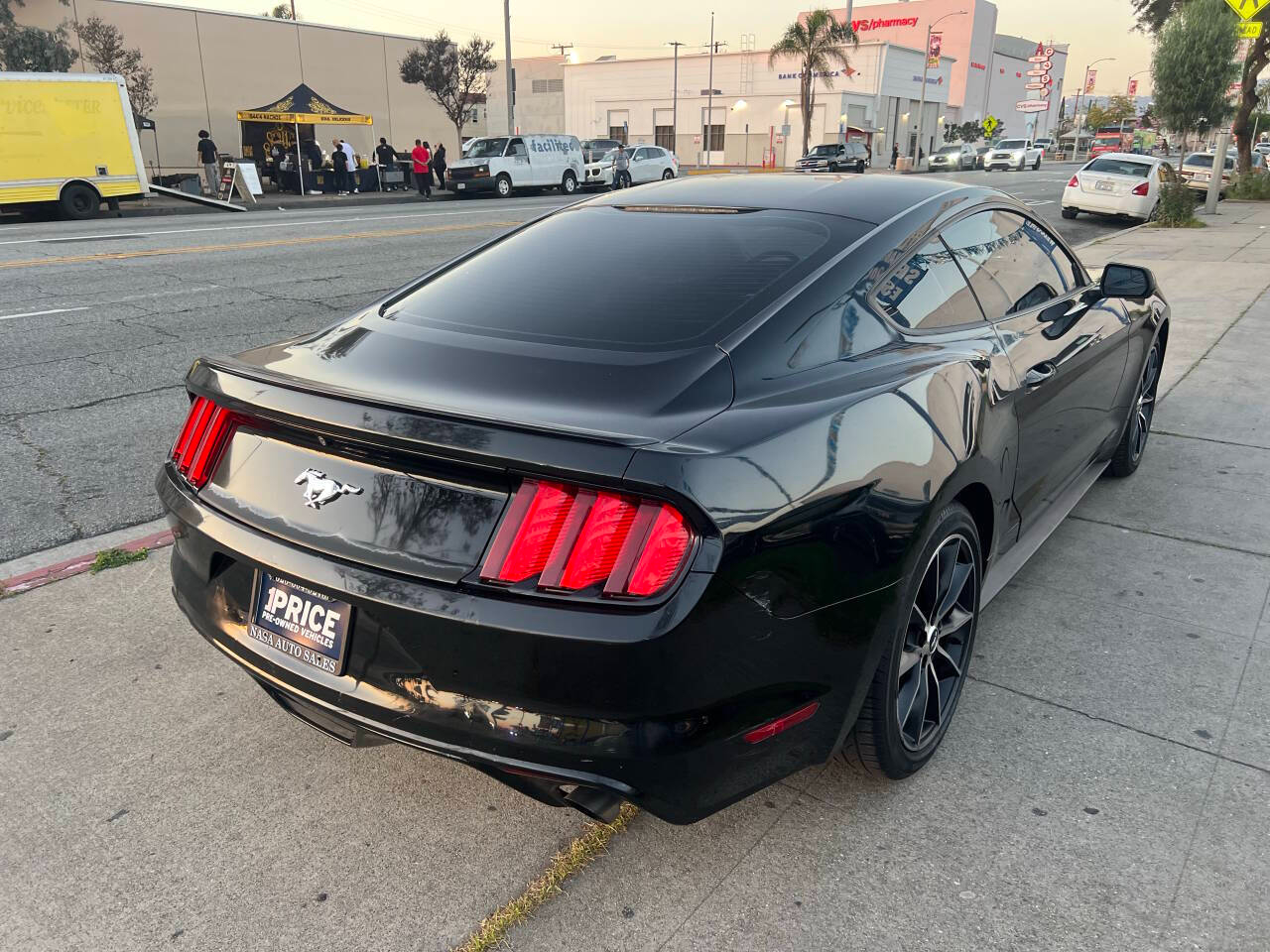 Ford Mustang EcoBoost Coupe 2015