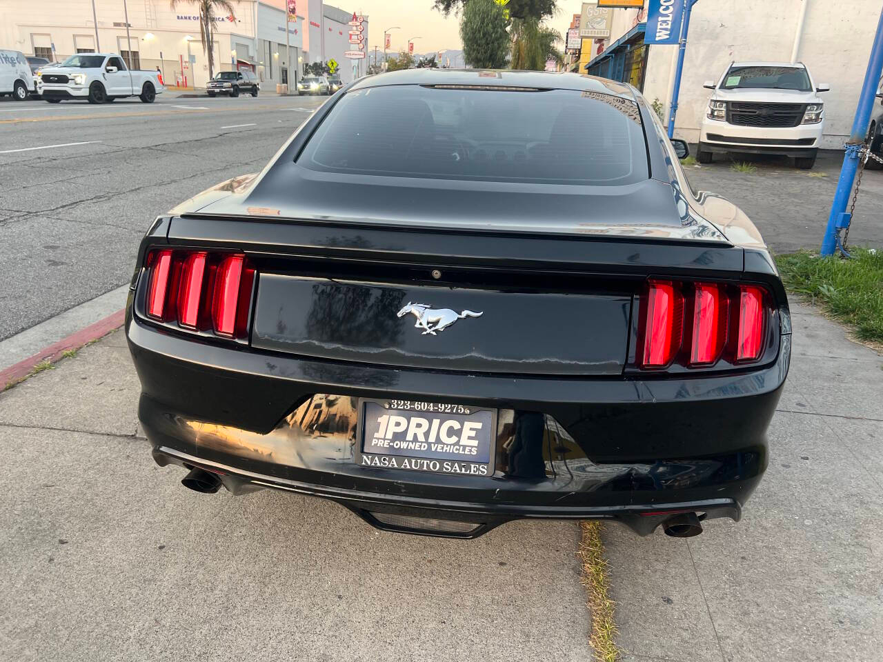 Ford Mustang EcoBoost Coupe 2015