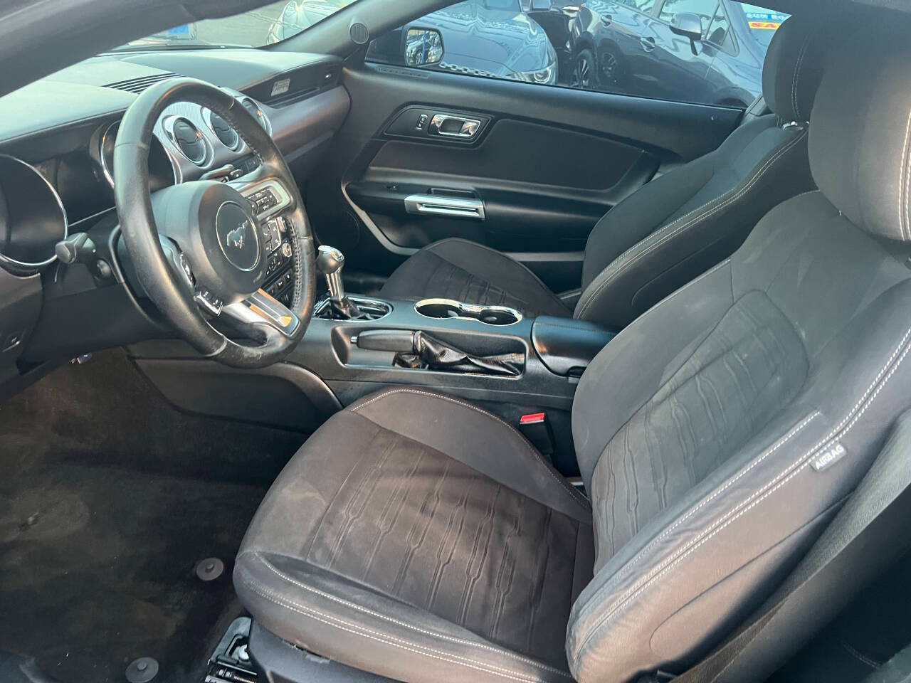 Ford Mustang EcoBoost Coupe 2015