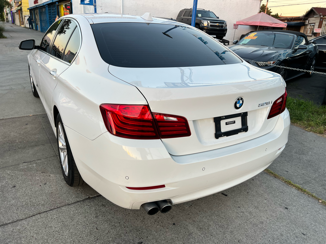 BMW 5-Series 528i 2015