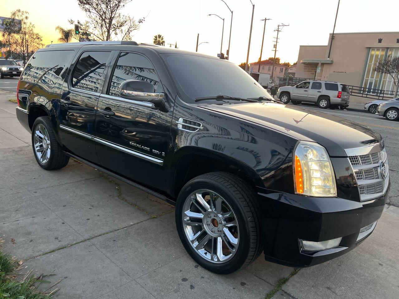 Cadillac Escalade ESV Platinum Edition 2009