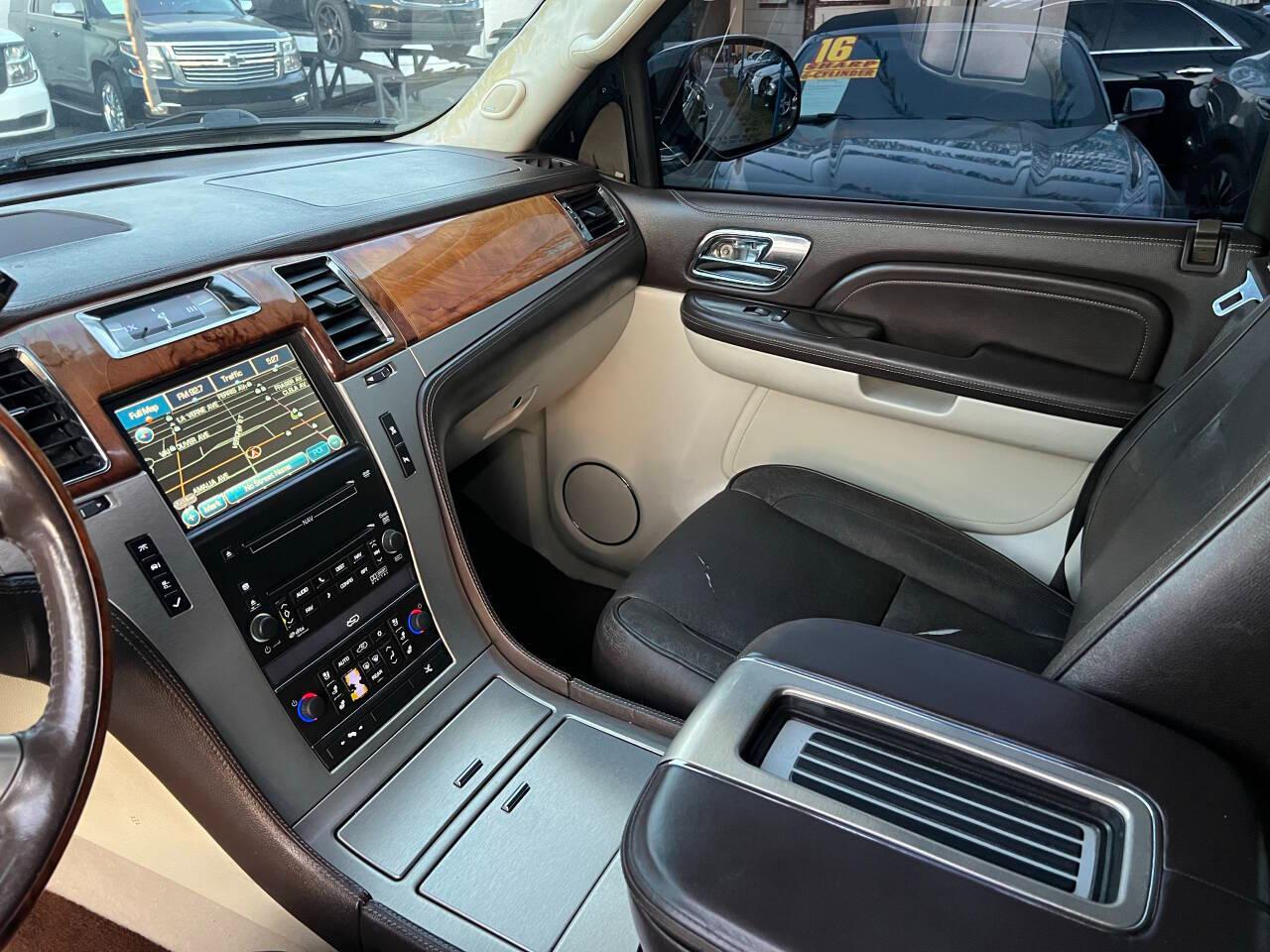 Cadillac Escalade ESV Platinum Edition 2009