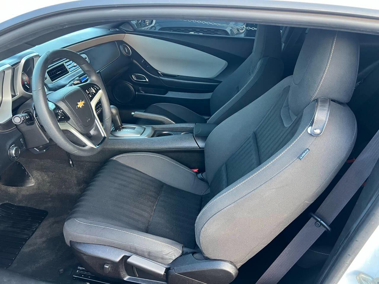 Chevrolet Camaro 2LS Coupe 2014