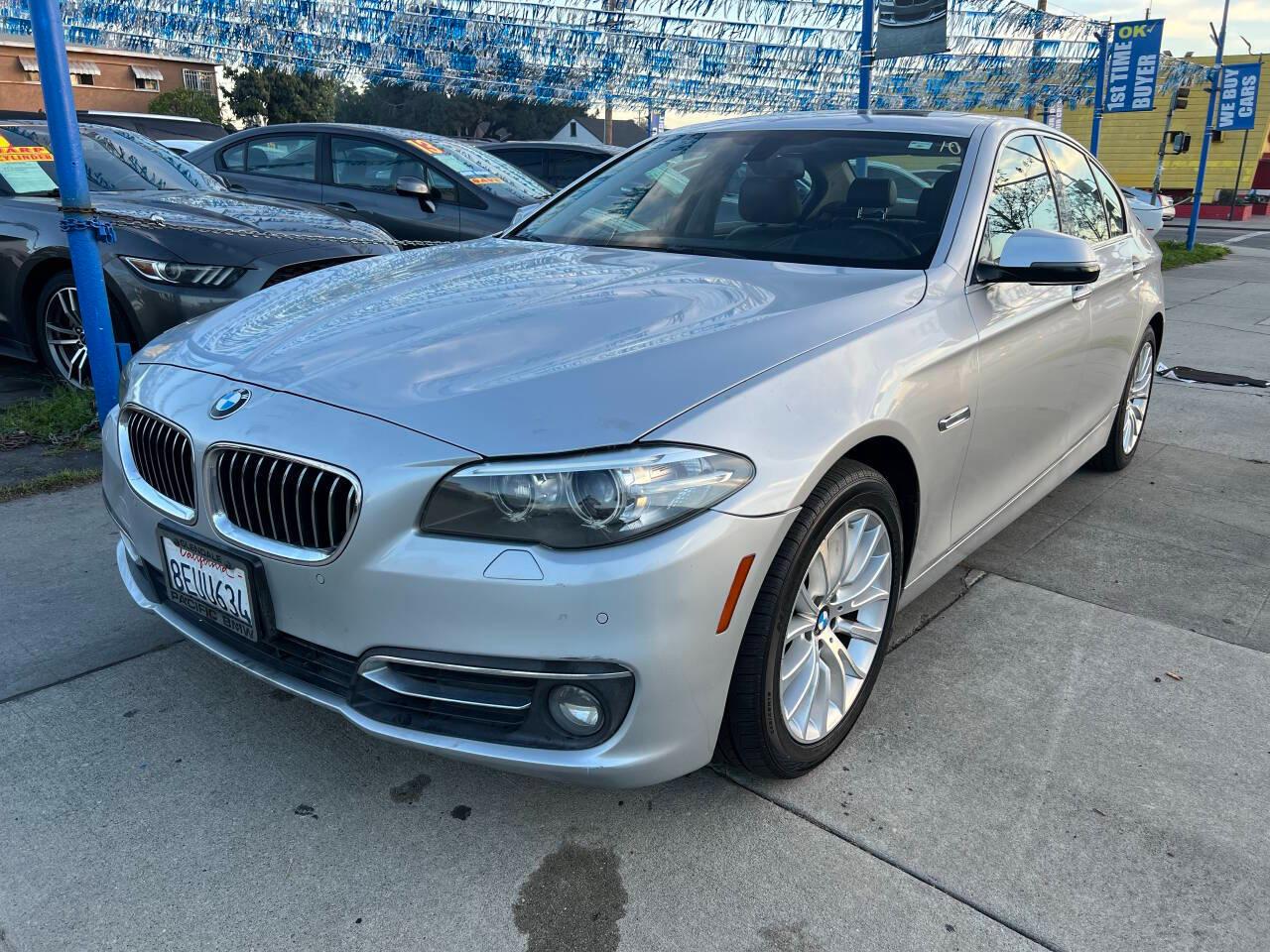 BMW 5-Series 528i 2016