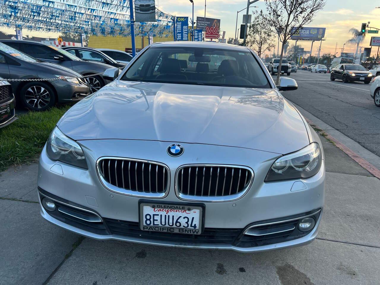 BMW 5-Series 528i 2016