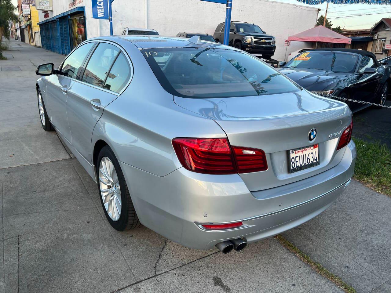 BMW 5-Series 528i 2016