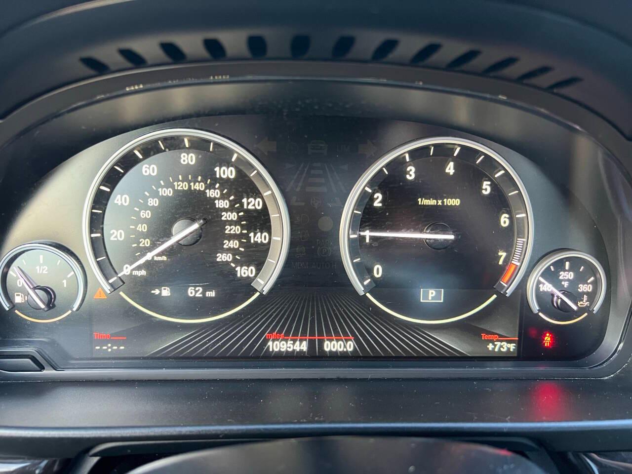 BMW 5-Series 528i 2016