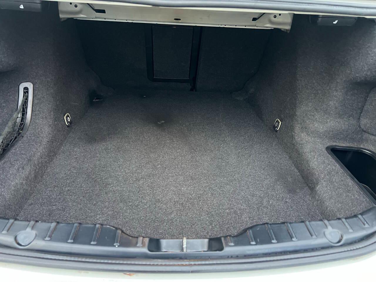 BMW 5-Series 528i 2014