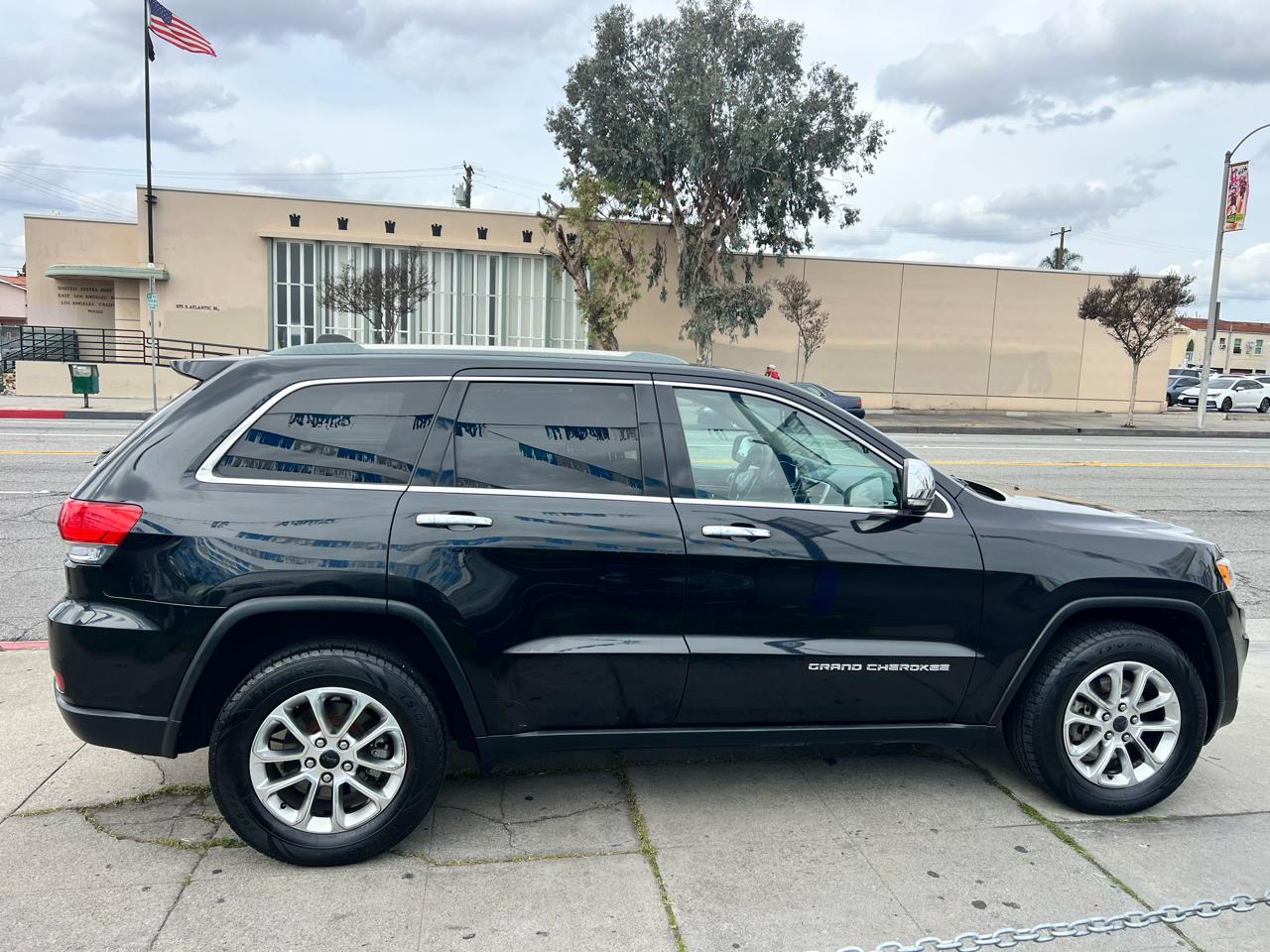 Jeep Grand Cherokee Limited 2WD 2014