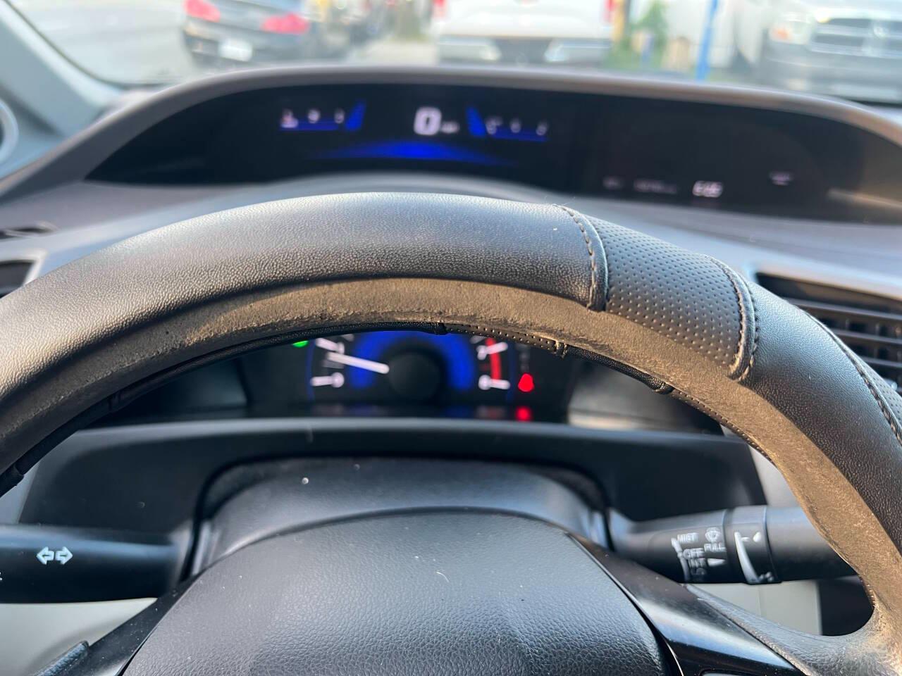 Honda Civic EX Sedan 5-Speed AT 2012