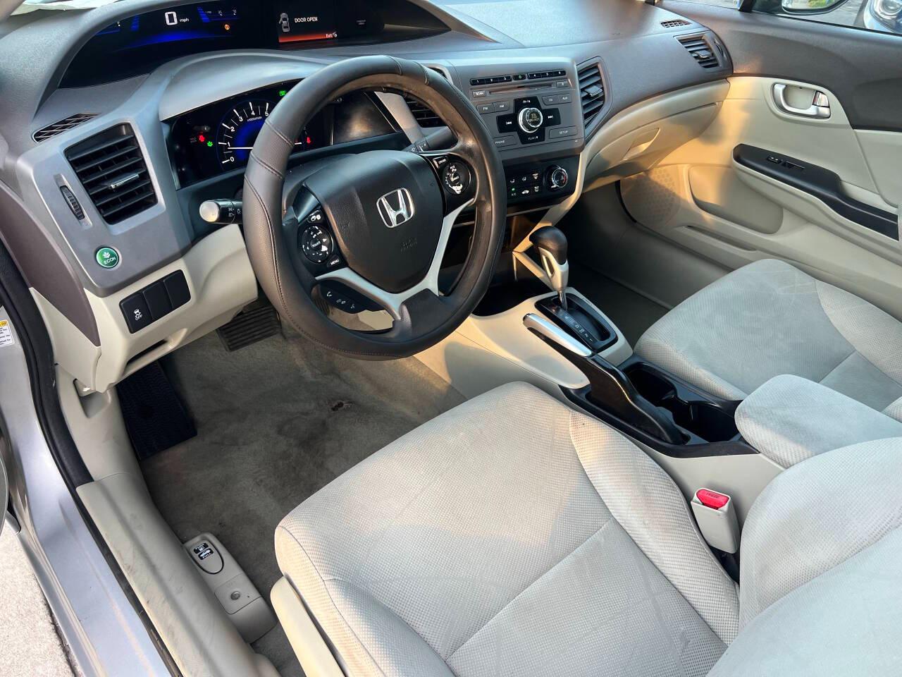 Honda Civic EX Sedan 5-Speed AT 2012