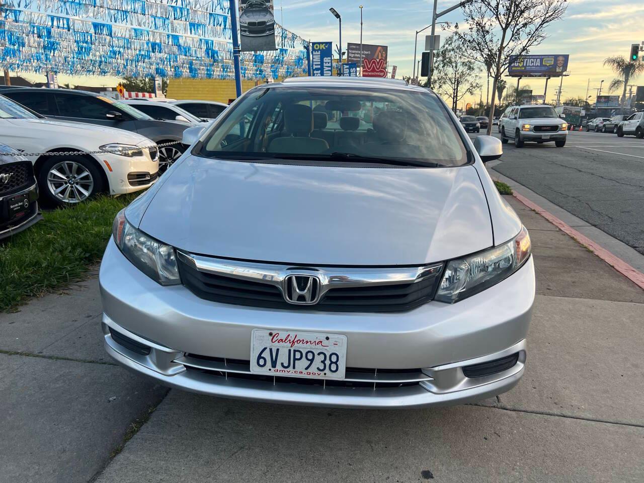 Honda Civic EX Sedan 5-Speed AT 2012