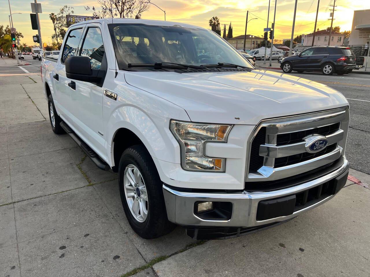 Ford F-150 XLT SuperCrew 5.5-ft. Bed 2WD 2015