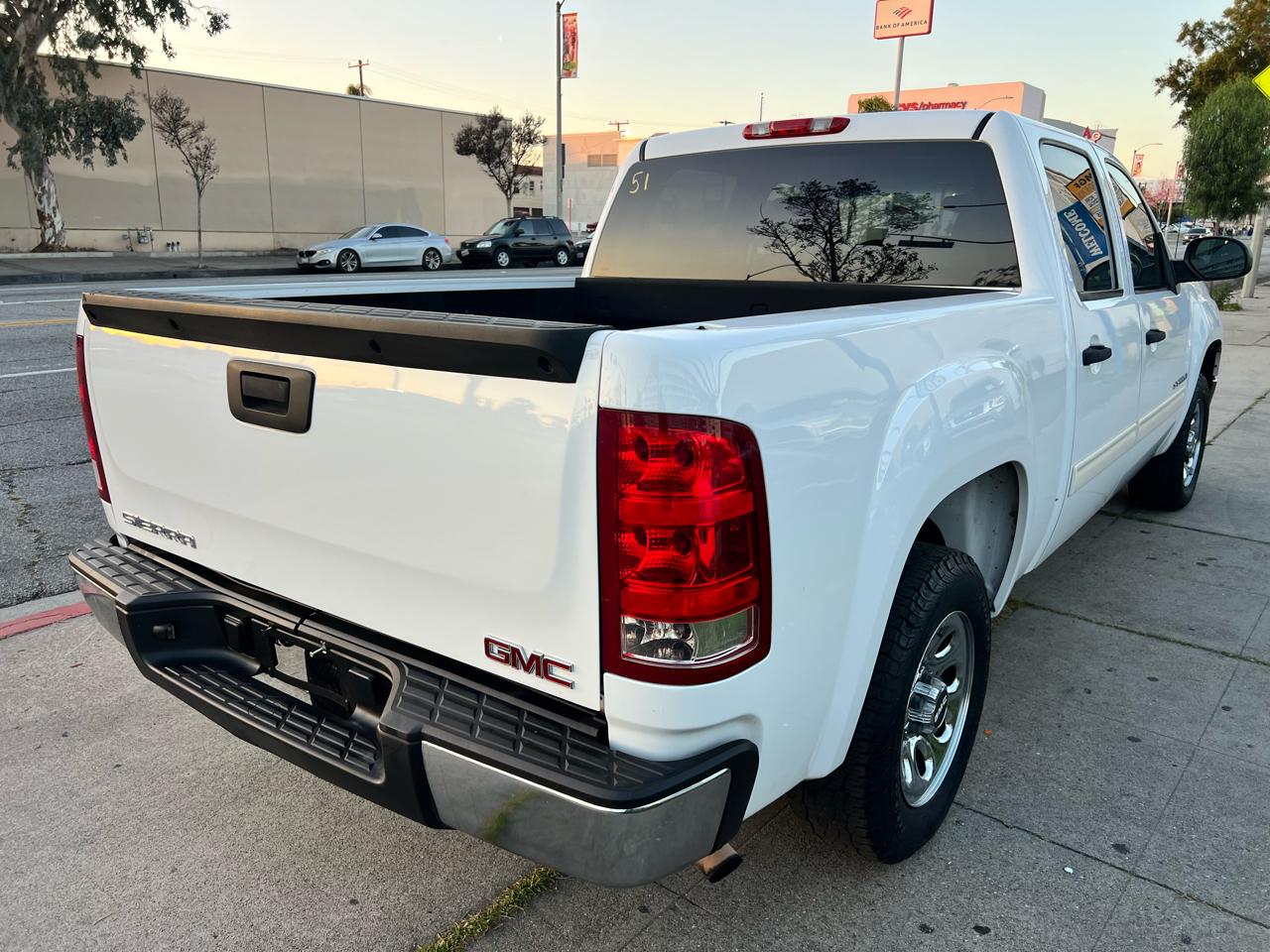 GMC Sierra 1500 2WD Crew Cab 143.5" SL 2008