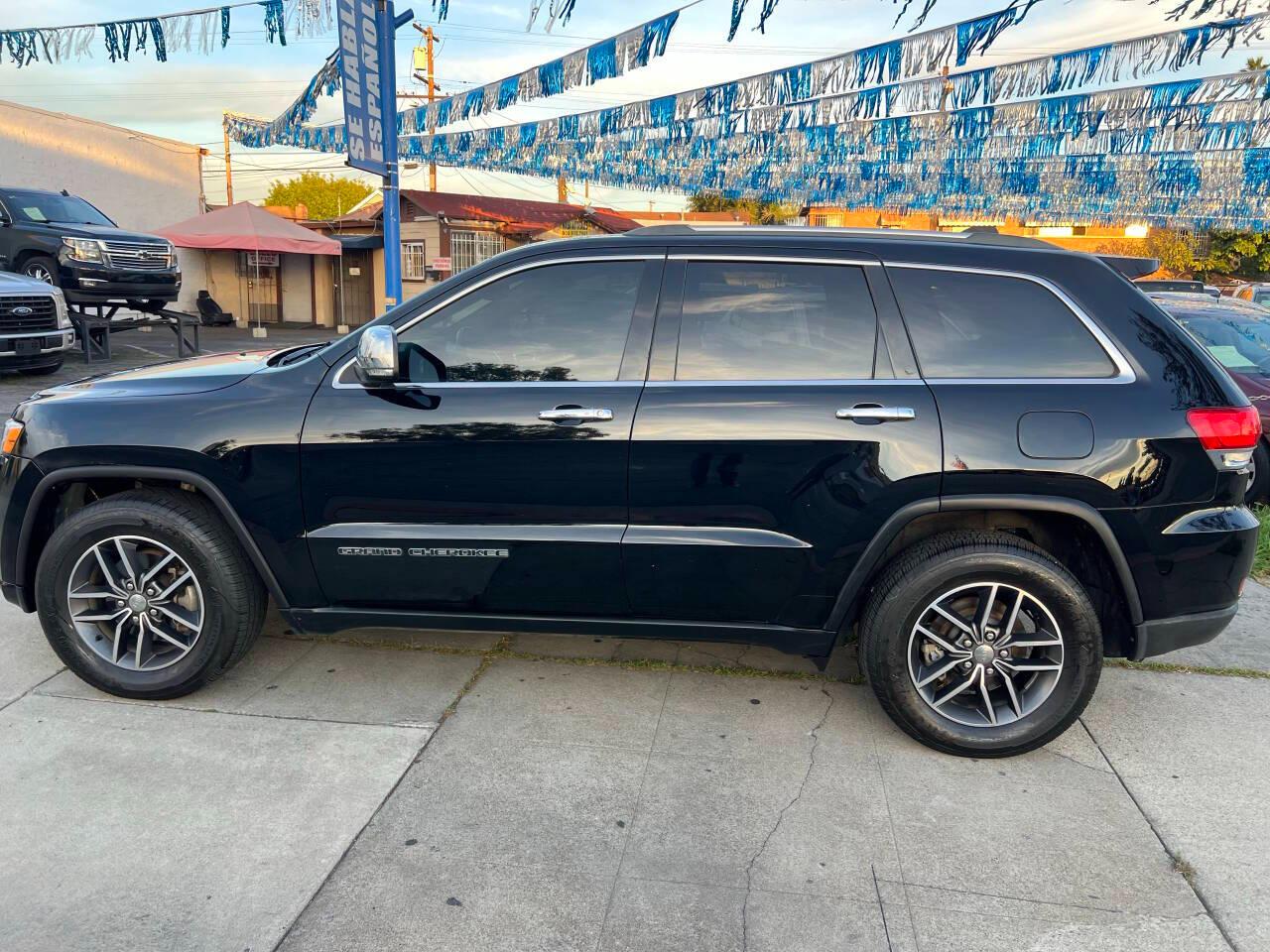 Jeep Grand Cherokee Limited 2WD 2018