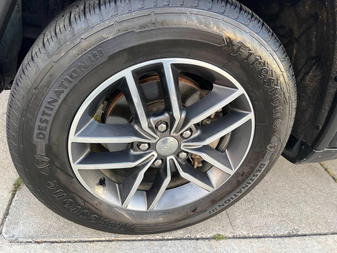 Jeep Grand Cherokee Limited 2WD 2018