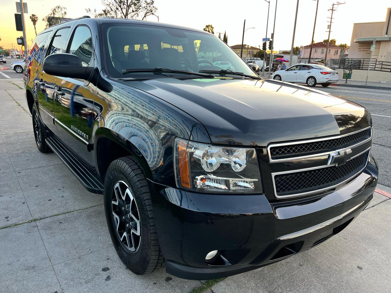 Chevrolet Suburban LT1 1500 2WD 2008