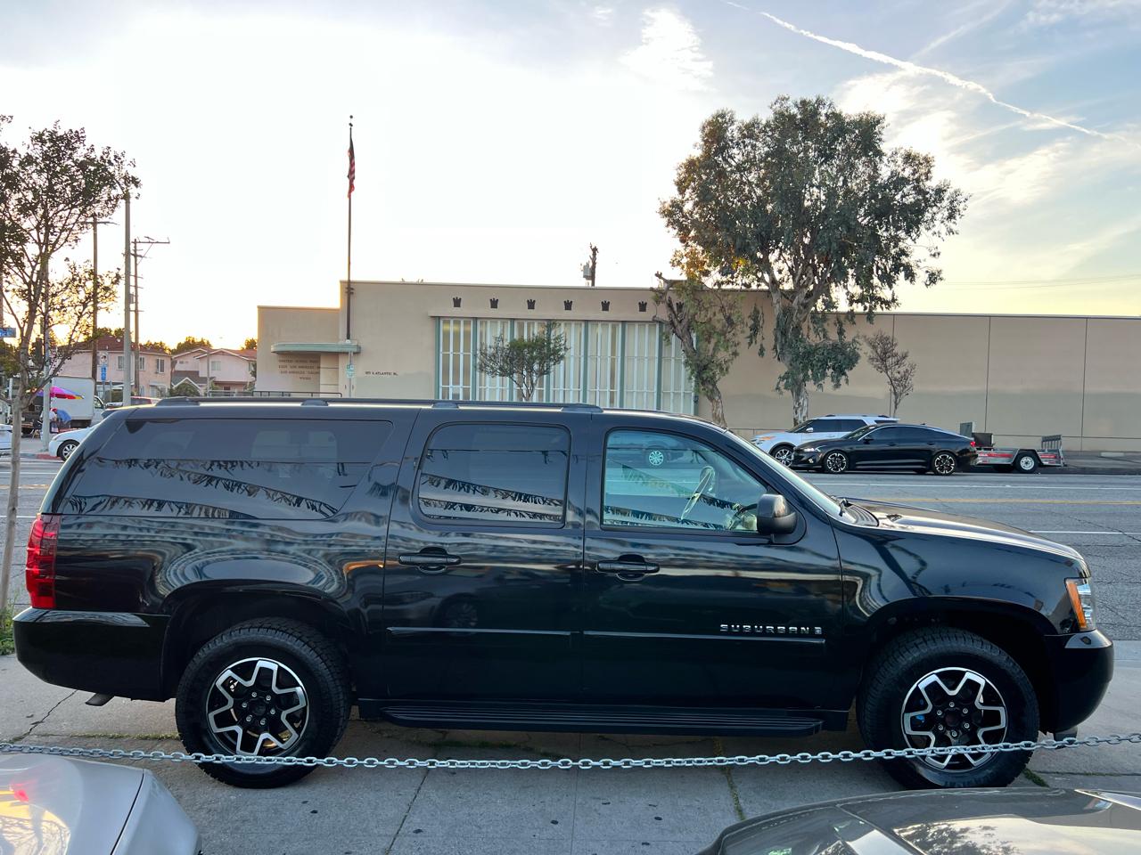 Chevrolet Suburban LT1 1500 2WD 2008