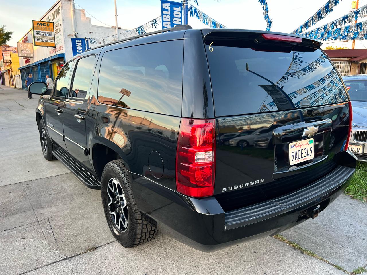 Chevrolet Suburban LT1 1500 2WD 2008