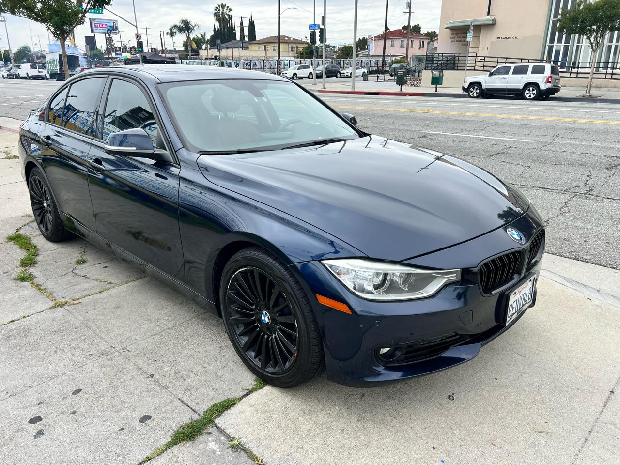 BMW 3-Series 328i Sedan 2014