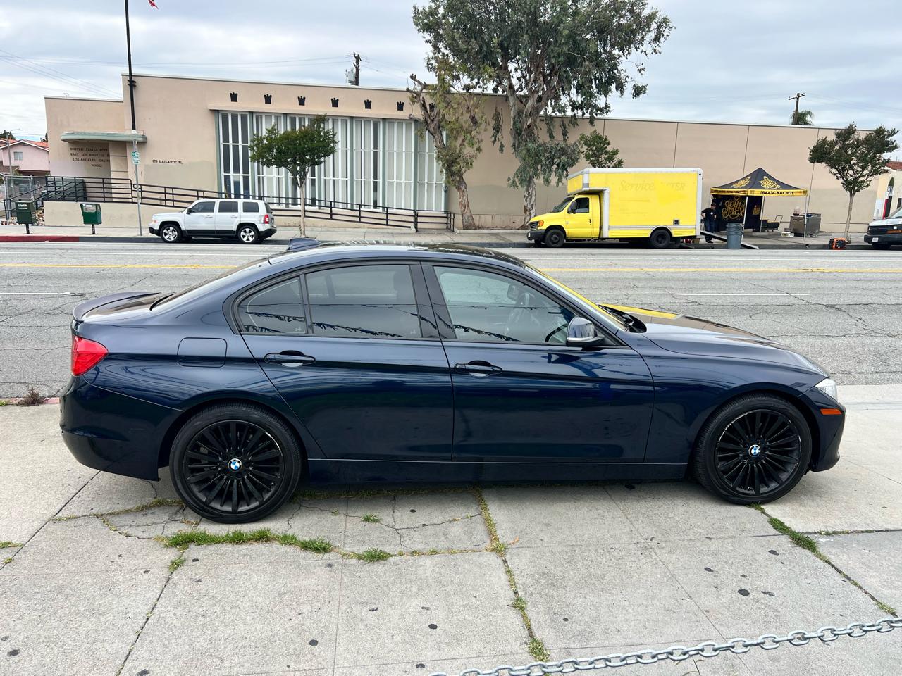 BMW 3-Series 328i Sedan 2014