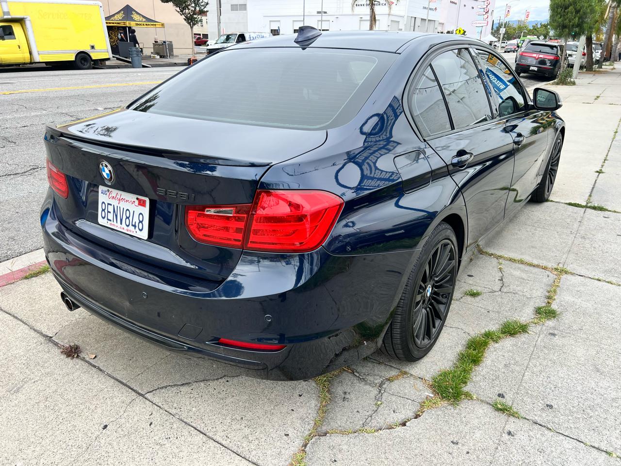BMW 3-Series 328i Sedan 2014