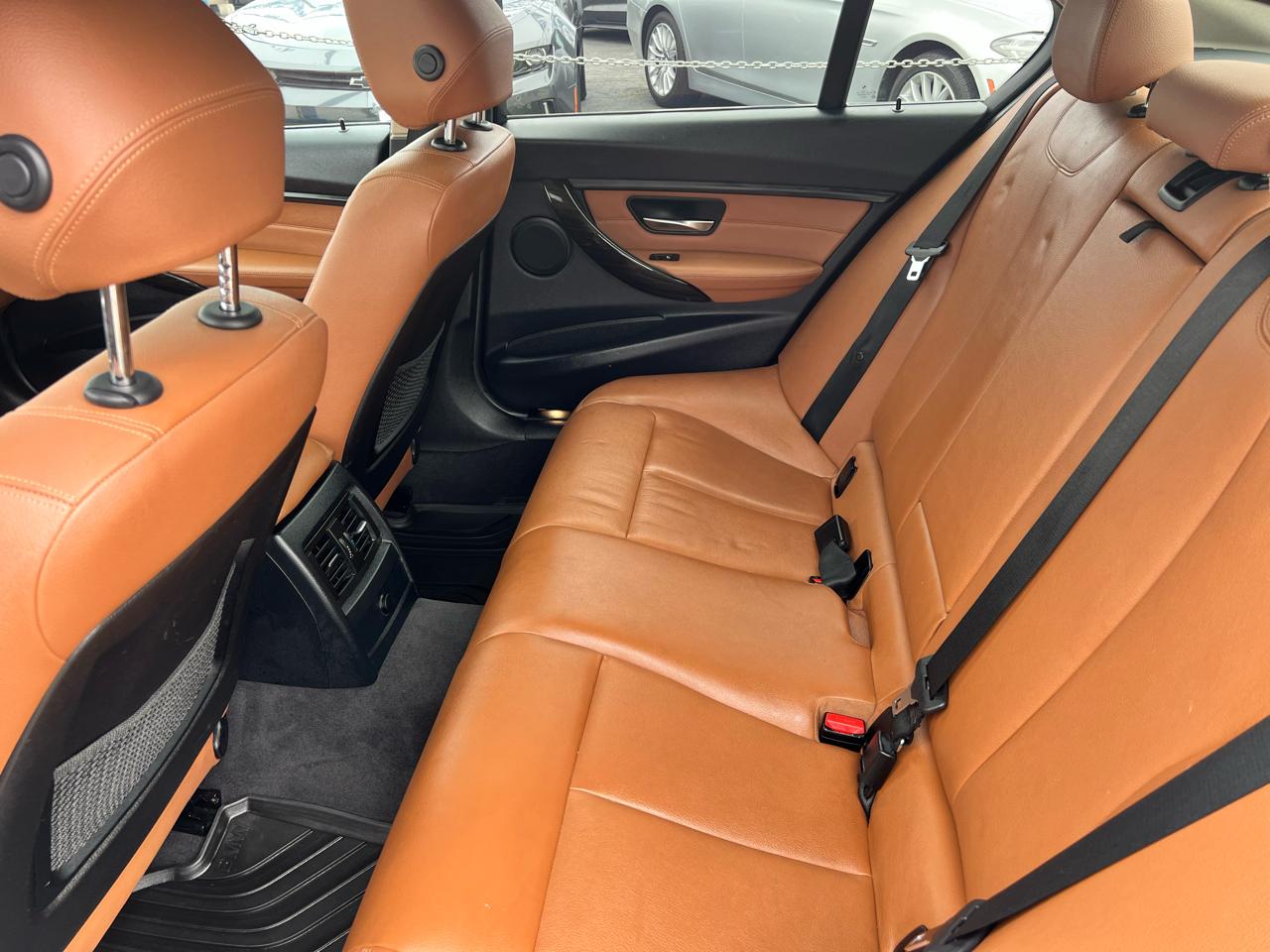 BMW 3-Series 328i Sedan 2014