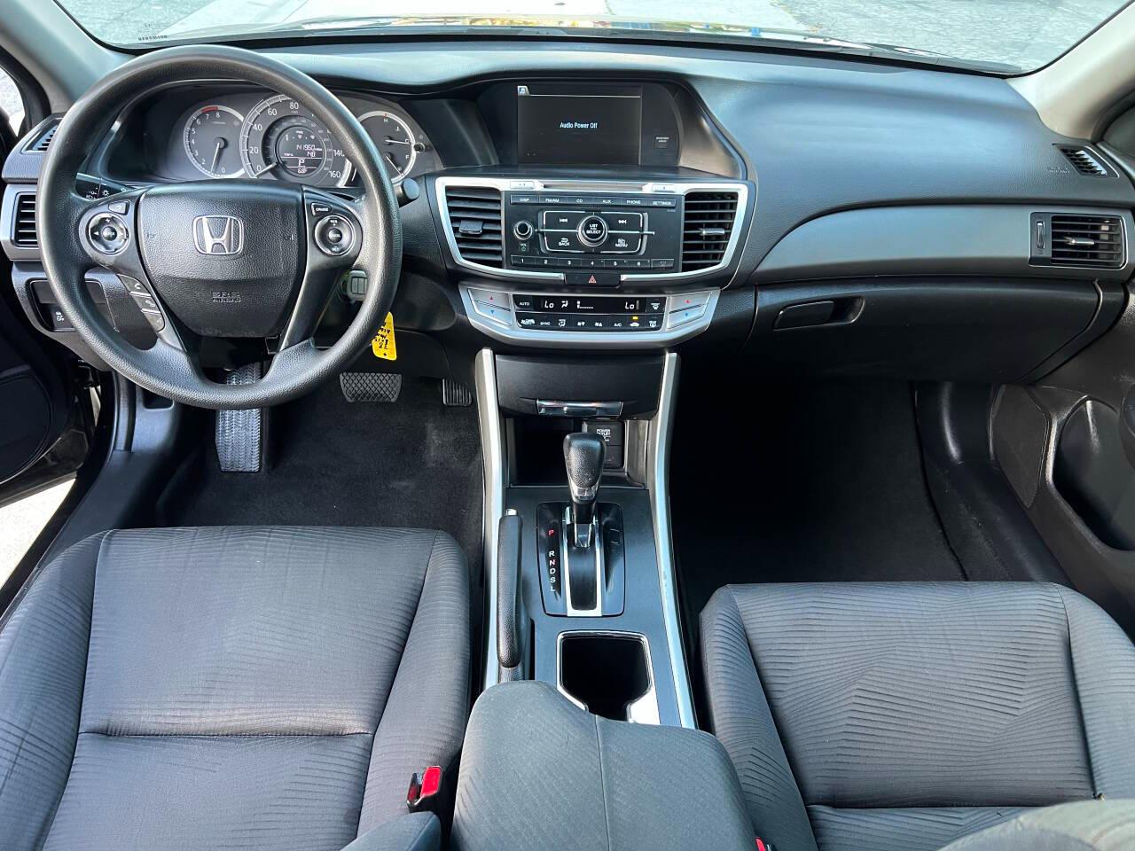 Honda Accord LX Sedan CVT 2015