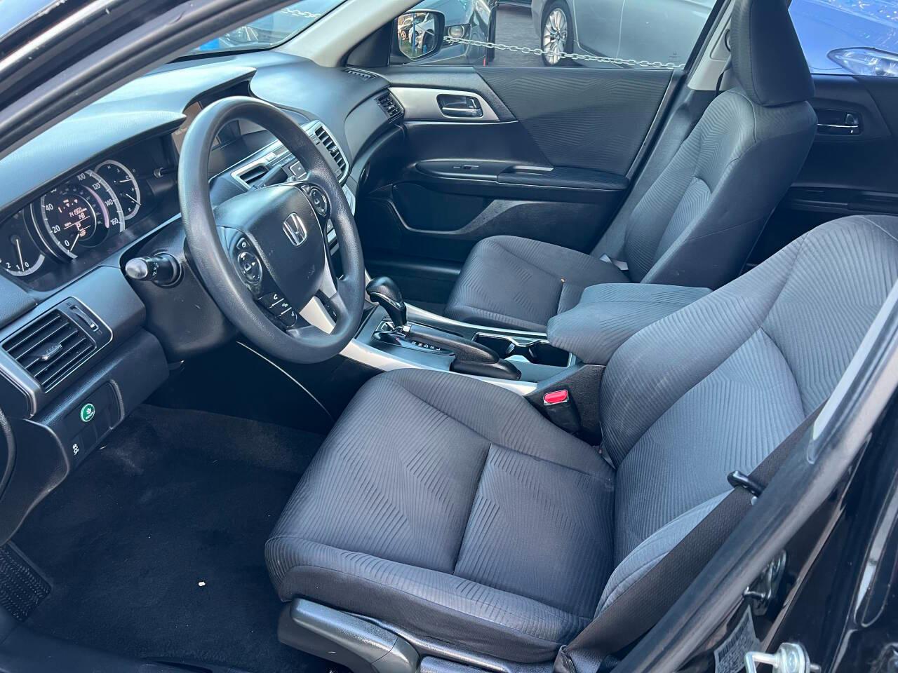 Honda Accord LX Sedan CVT 2015