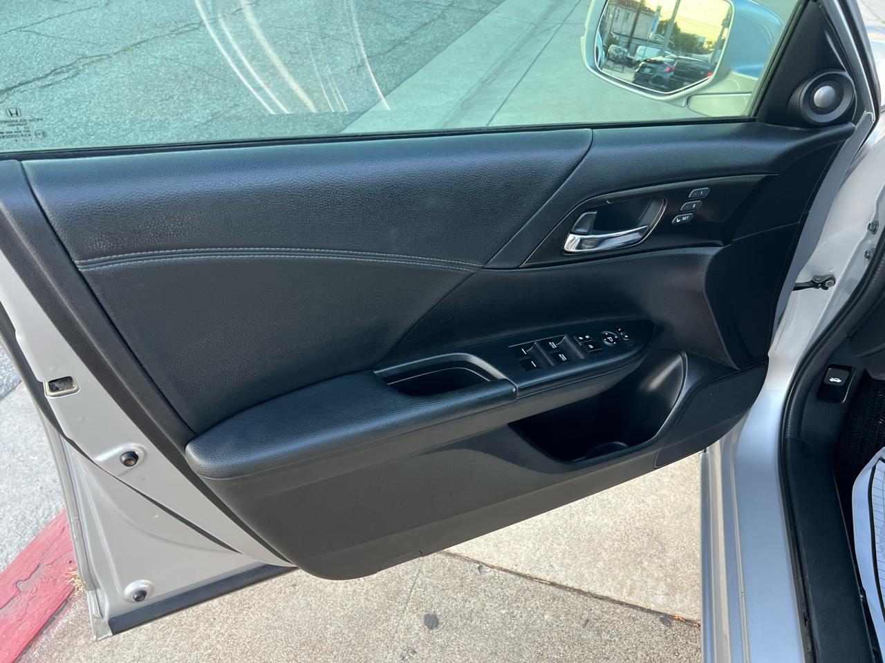 Honda Accord EX-L Sedan CVT 2013