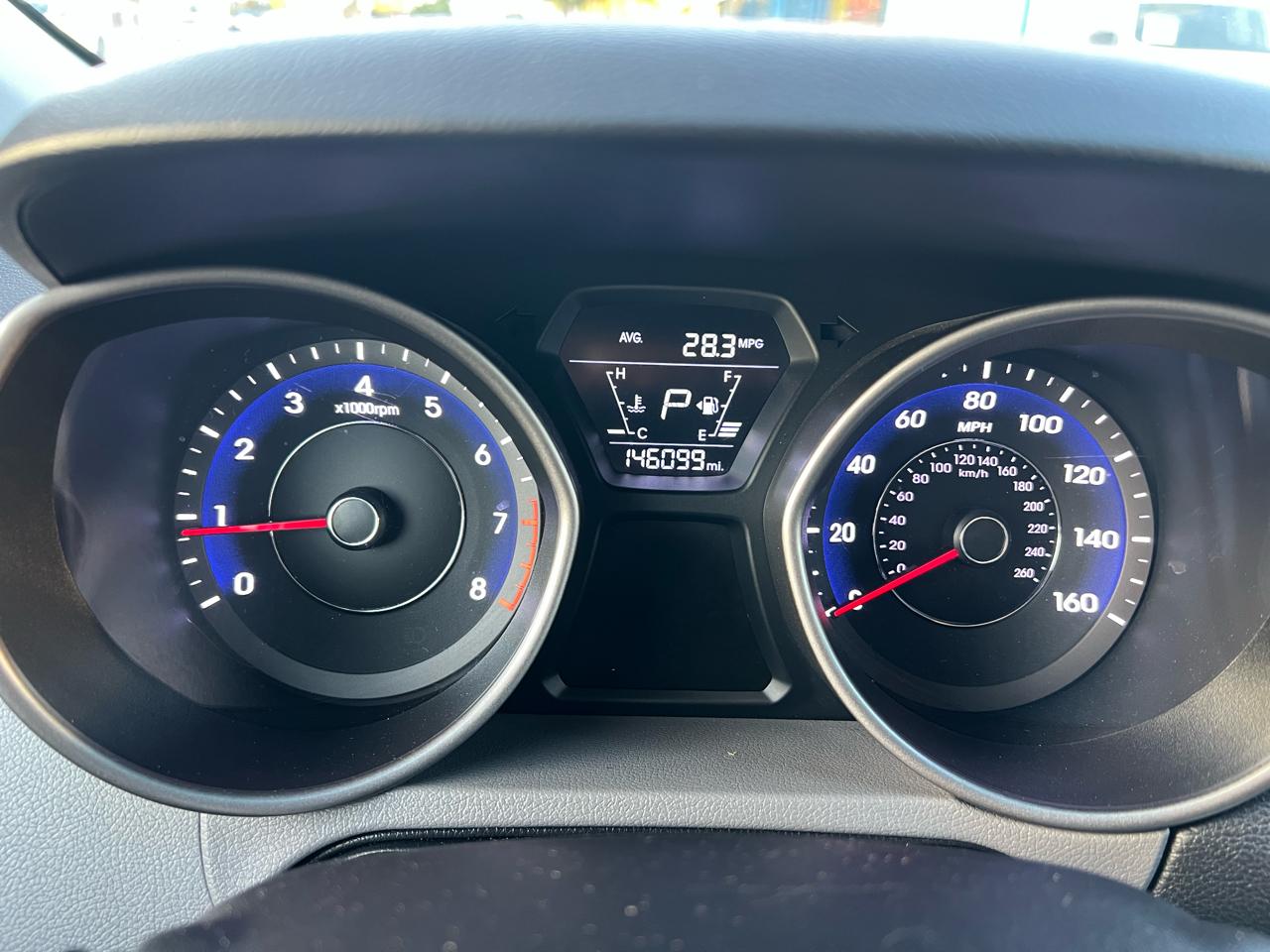 Hyundai Elantra SE 6AT 2016