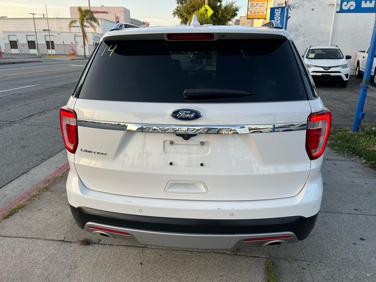 Ford Explorer Limited FWD 2017