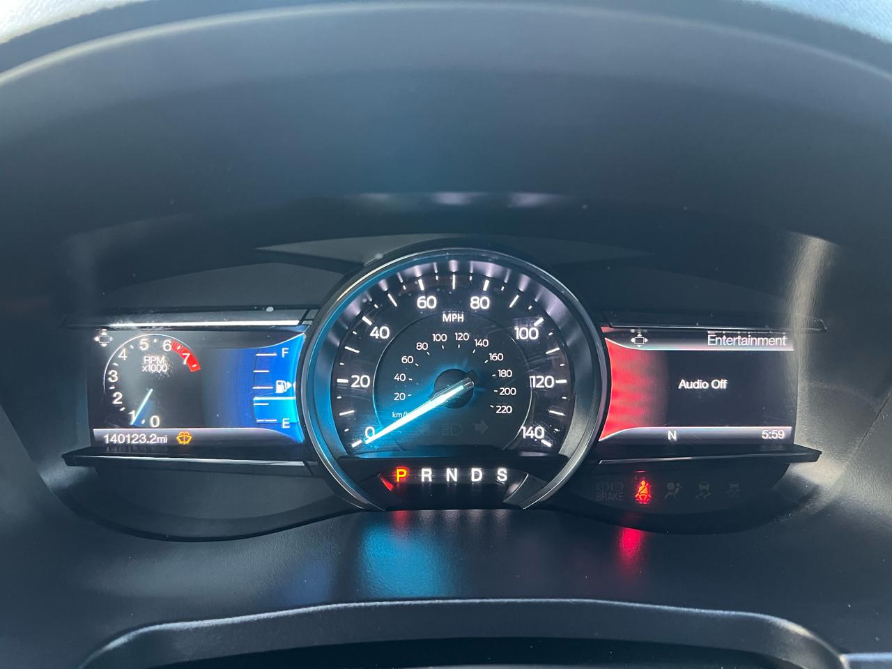 Ford Explorer Limited FWD 2017