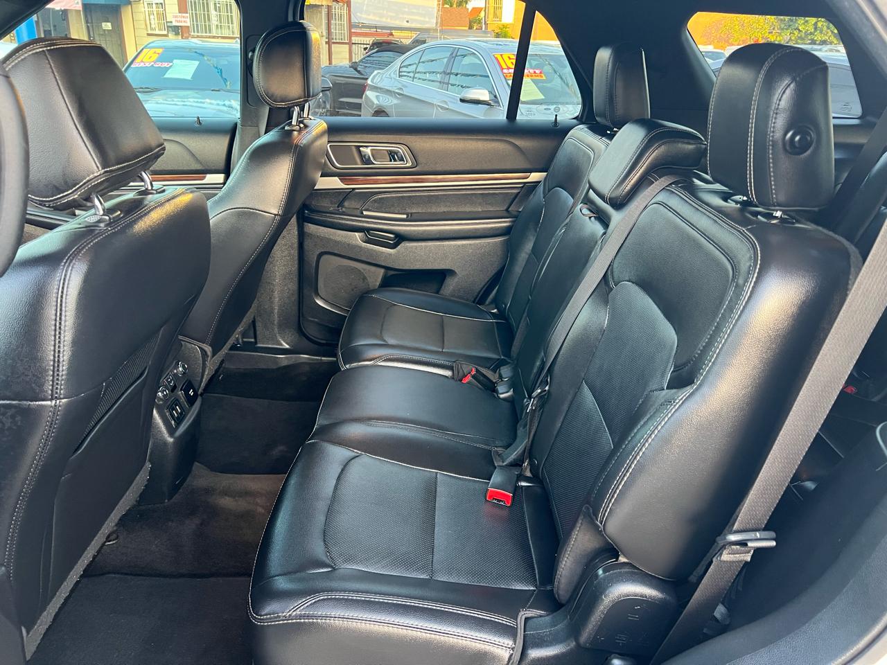 Ford Explorer Limited FWD 2017