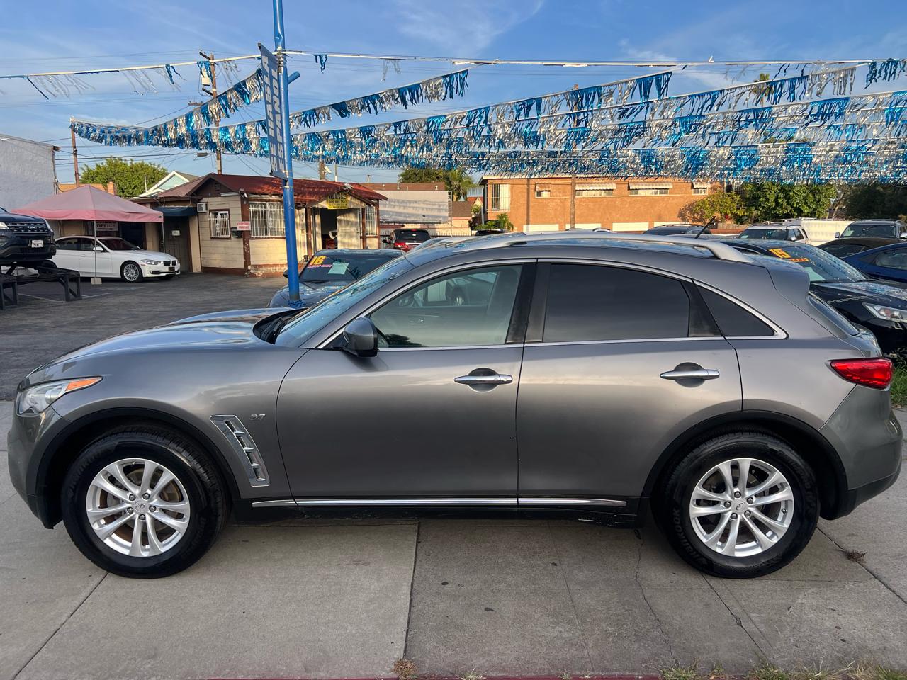 Infiniti QX70 Base AWD 2014