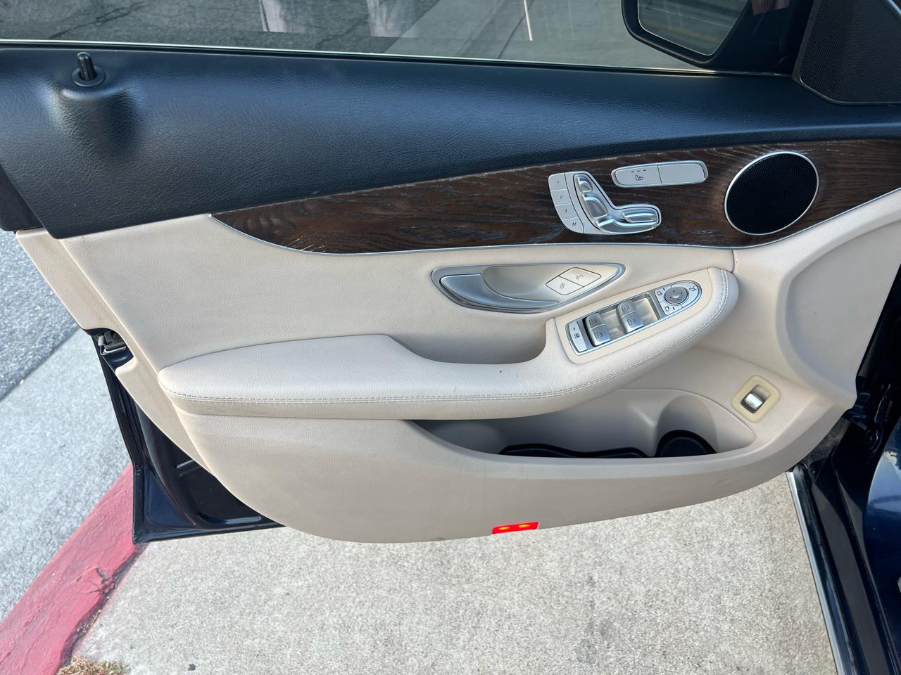 Mercedes-Benz C-Class C300 4MATIC Sedan 2018