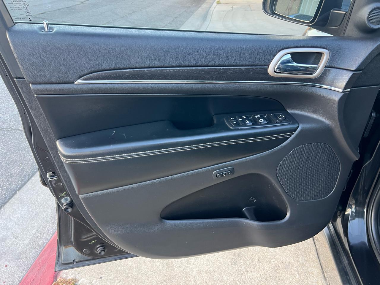 Jeep Grand Cherokee Limited 4WD 2015