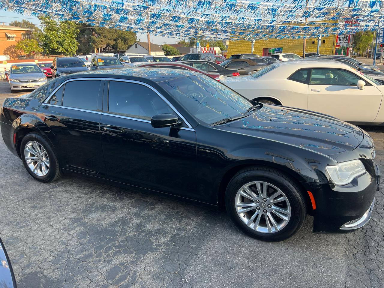 Chrysler 300 Limited RWD 2017