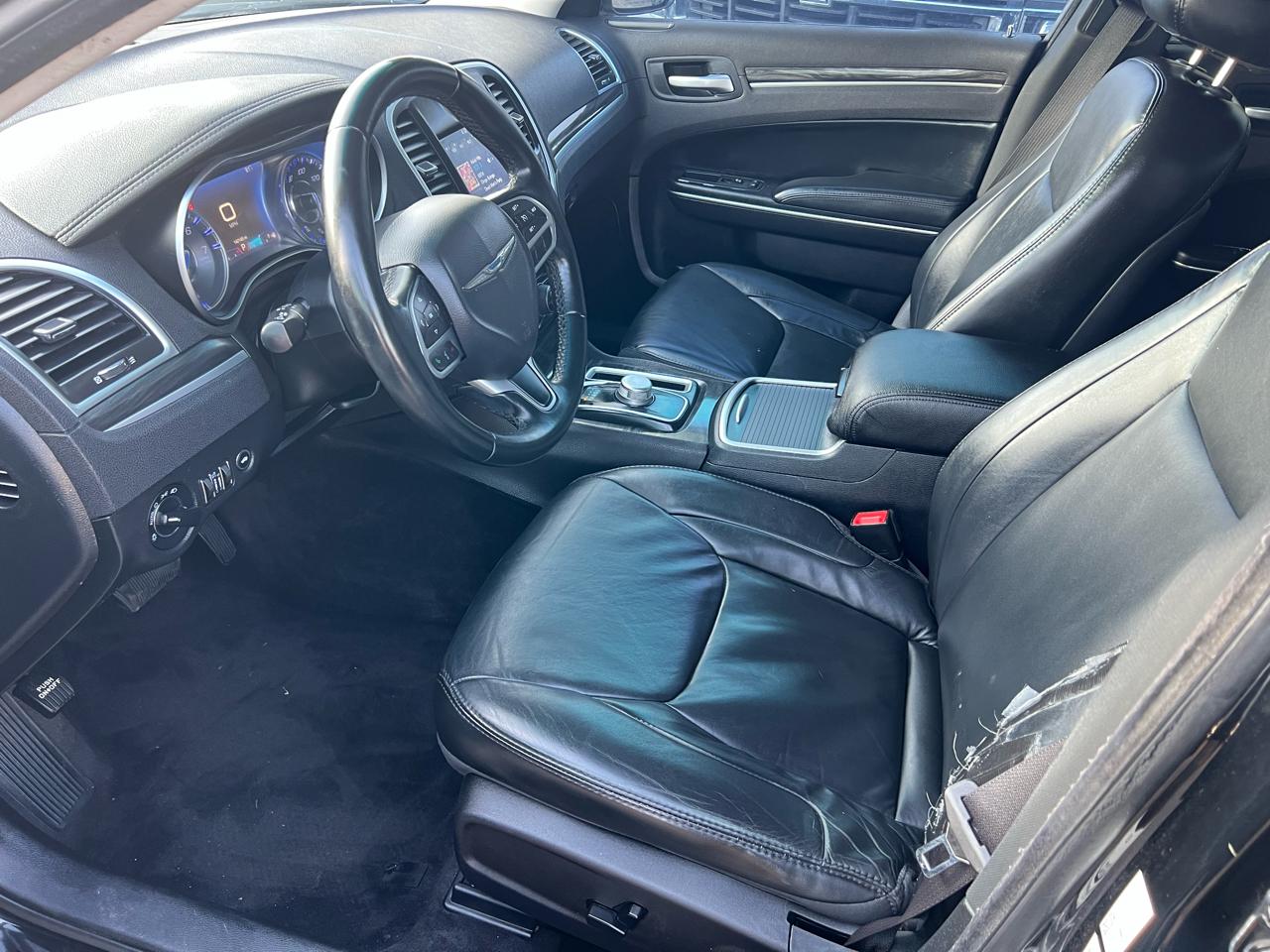 Chrysler 300 Limited RWD 2017